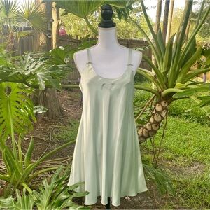 Make offer!  NWOT Oscar de la Renta Light Green / Silver Slip gown Large